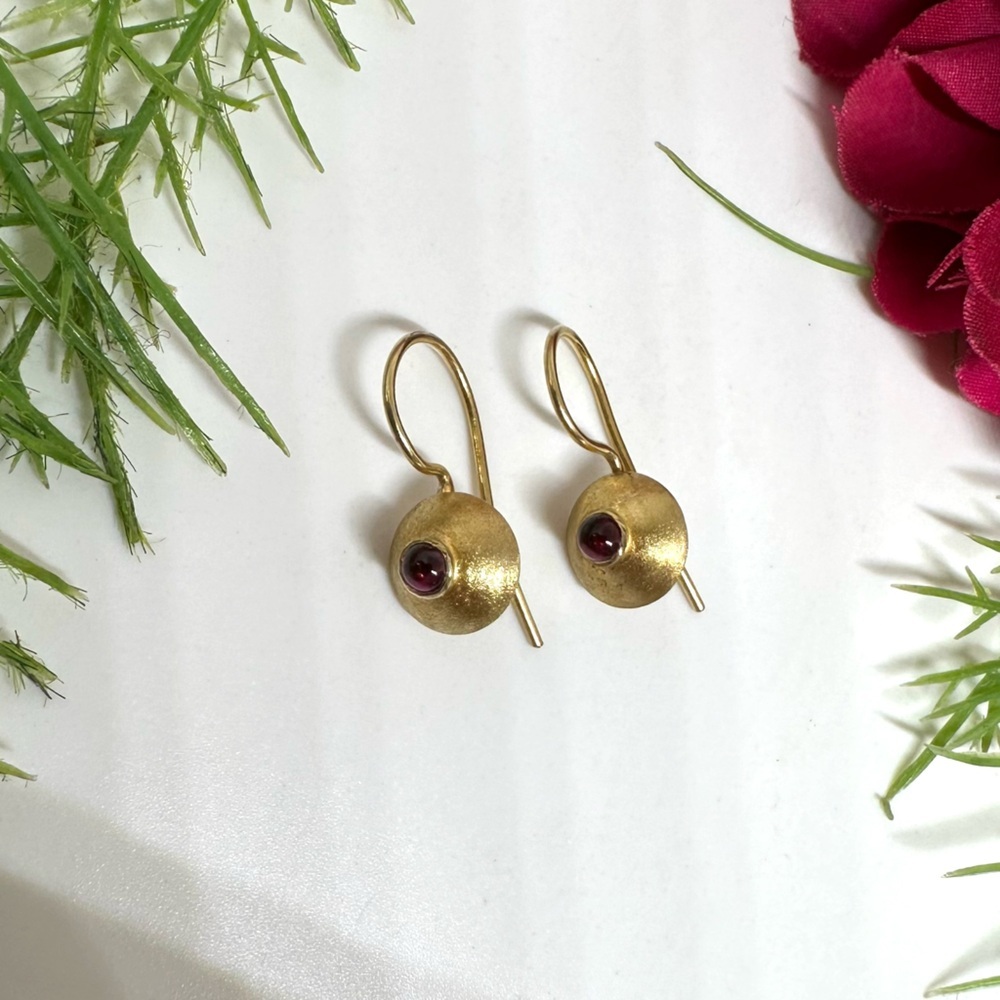 ⚜️Cabochon Brushed Gold Euro Hoop Earrings - Picture 6 of 9
